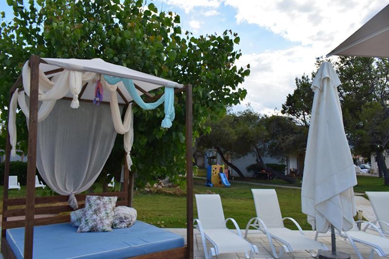 Marzi Beach And Bungalows Hotel Kokkónion Exterior foto