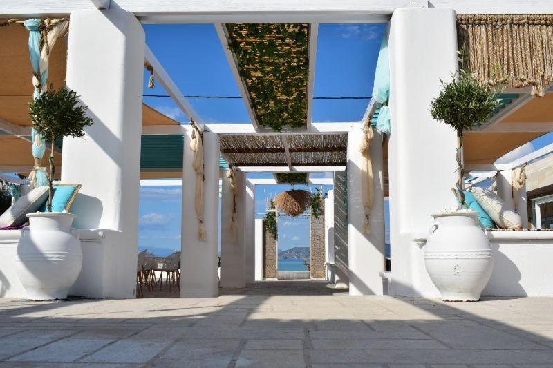 Marzi Beach And Bungalows Hotel Kokkónion Exterior foto