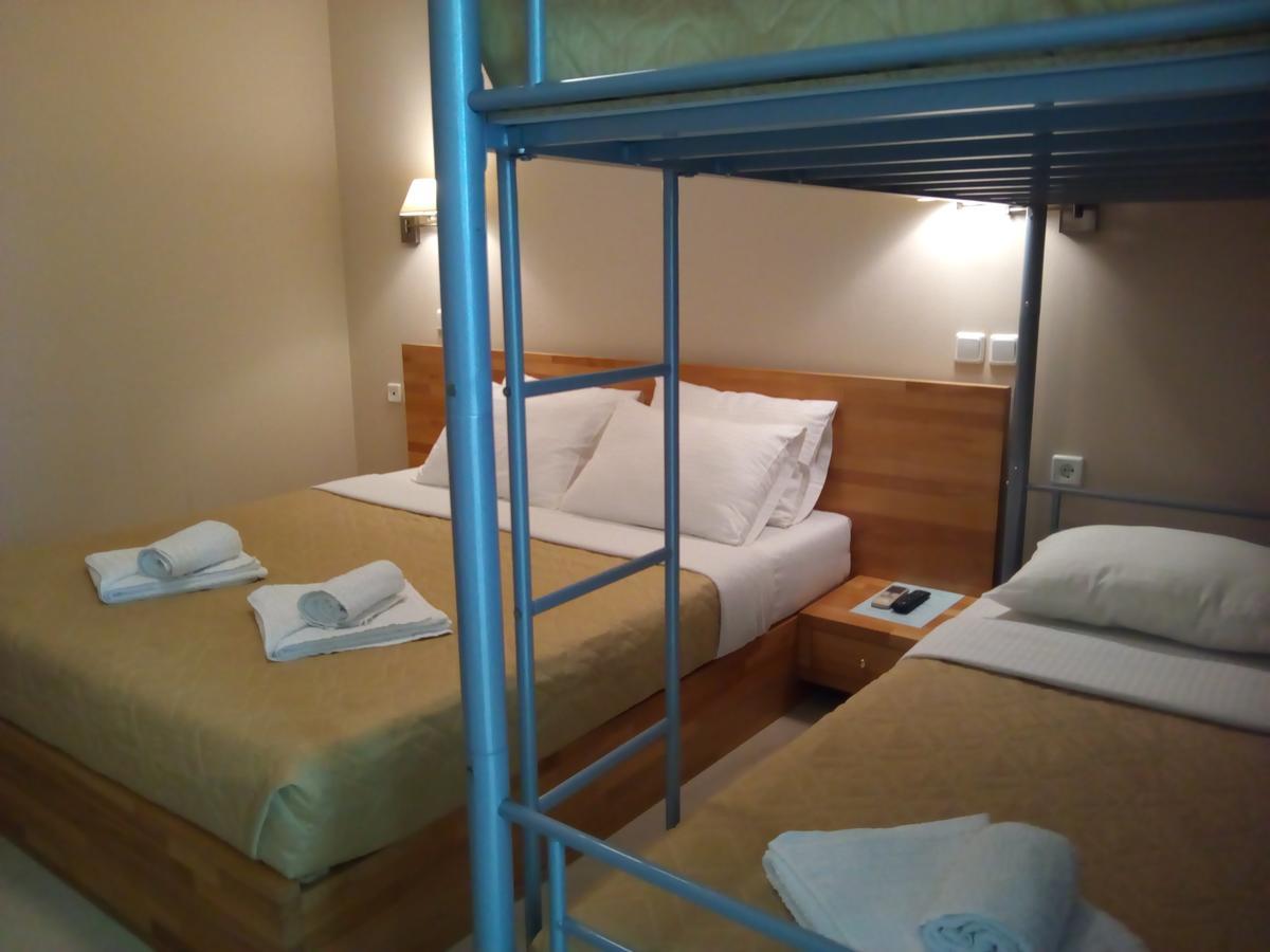 Marzi Beach And Bungalows Hotel Kokkónion Habitación foto